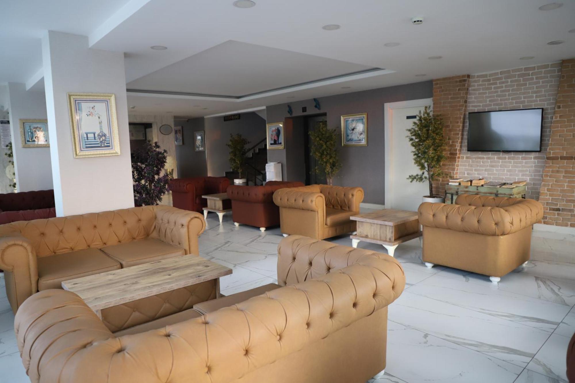 Lara Garden Otel 2*